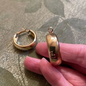 NWOT Gold Pierce Hoop Earrings.